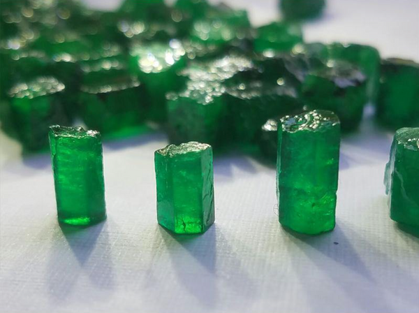 What are an Emerald's Properties