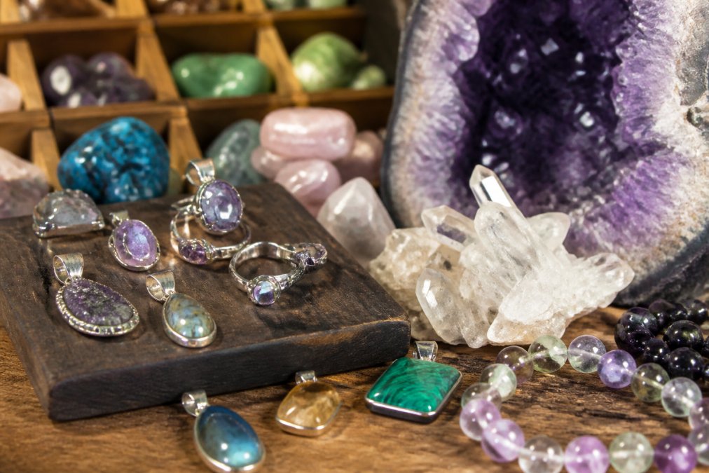 Authentic Gemstone Jewelry Store Denver Buyer's Guide