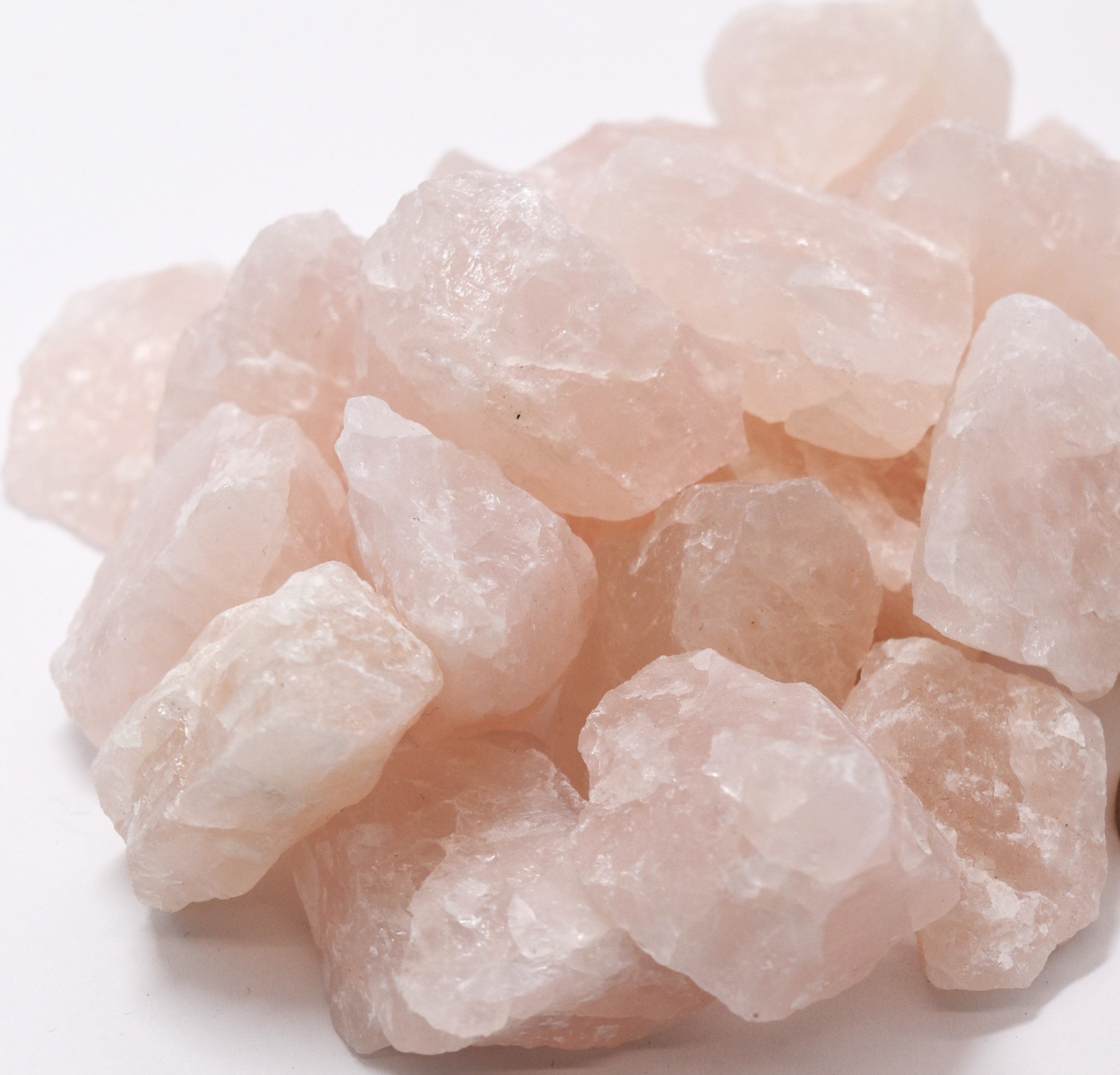 quartz-rose-rough-chunk-med-1-25-to-2-inches-168311