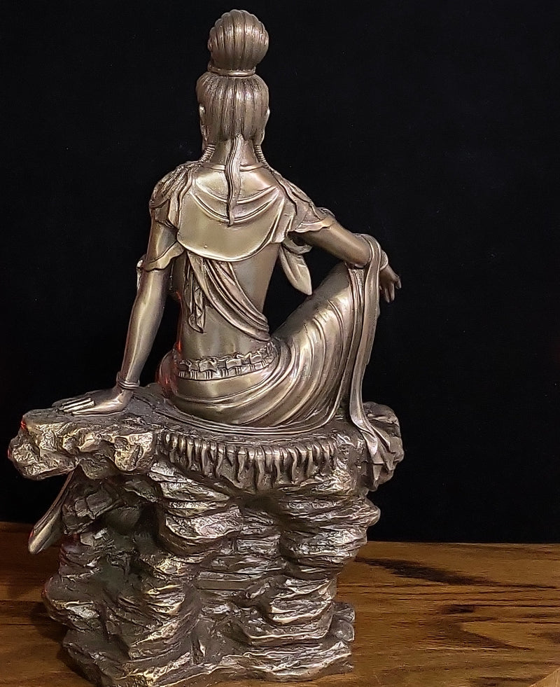 Kuan Yin, Water & Moon