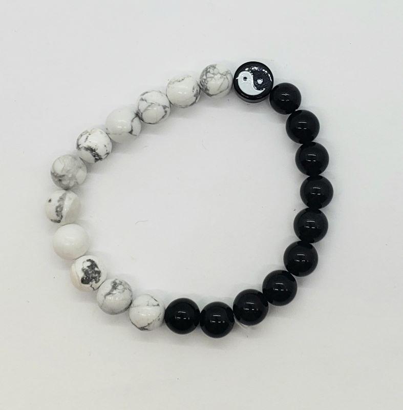 Bracelet, Obsidian/Black & Howlite/White 8mm