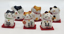 Lucky Cat / Ceramic 1" Tall