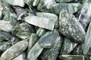 SERAPHINITE - Tumbled
