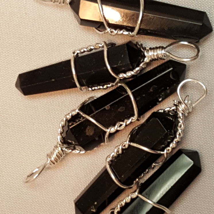 Pendant, Obsidian/Black Wire