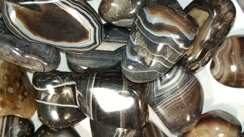 AGATE/BLACK/BANDED - Tumbled