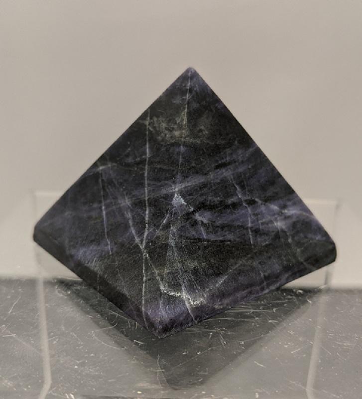 Opal/Purple Pyramid, Med
