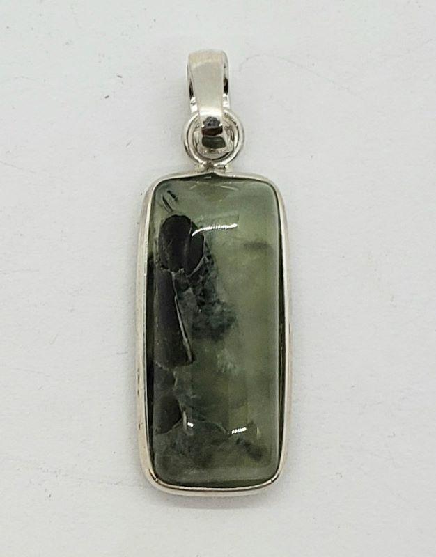 Pendant, Prehnite in sterling silver setting