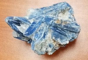 Kyanite/Blue (Rough)